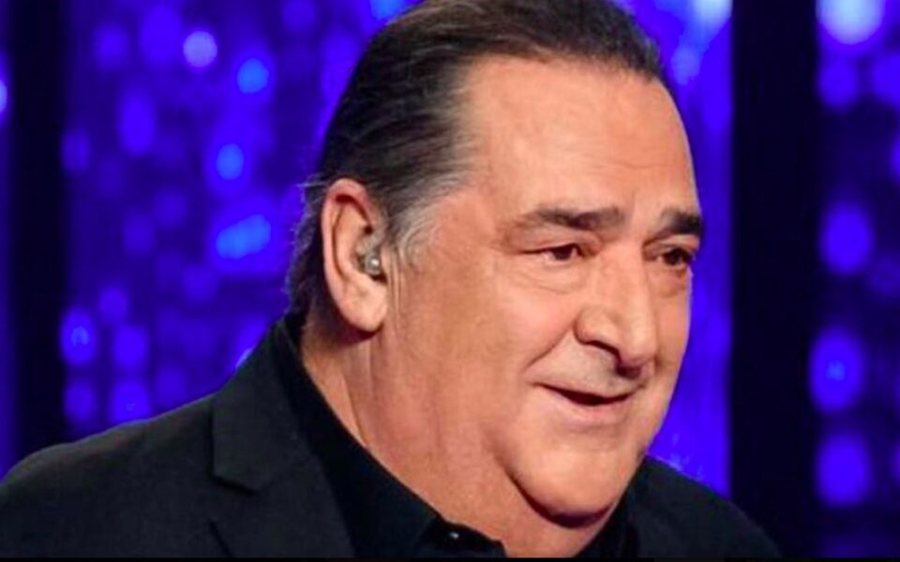 Arsyeja e vdekjes së këngëtarit Vasilis Karras!