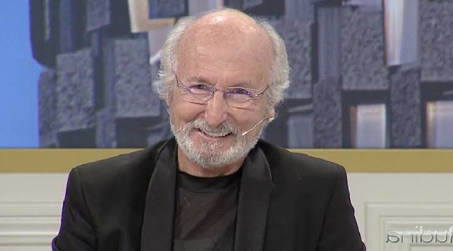 Humbjet e një viti: Artistët që ju bashkuan ëngjëjve