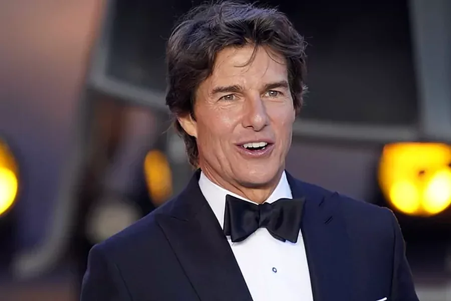 "Mbaji sytë dhe portofolin hapur"; Tom Cruise merr një