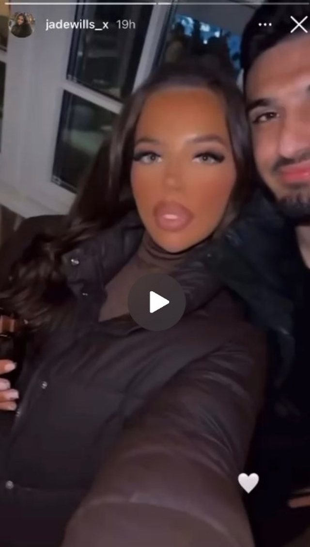 Armando Broja prezanton të dashurën në natën e