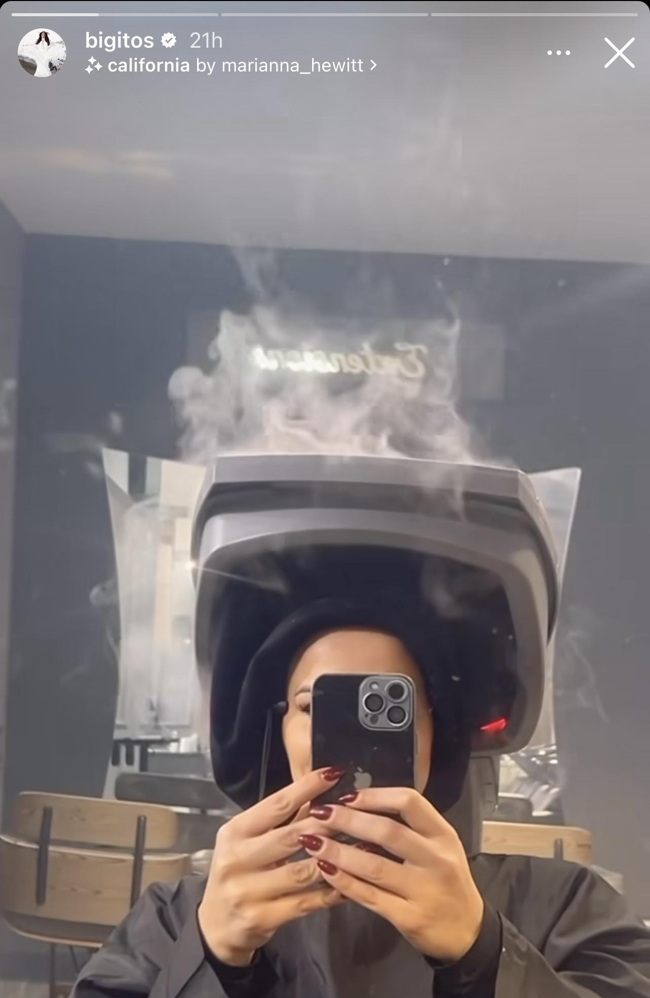 No description available.