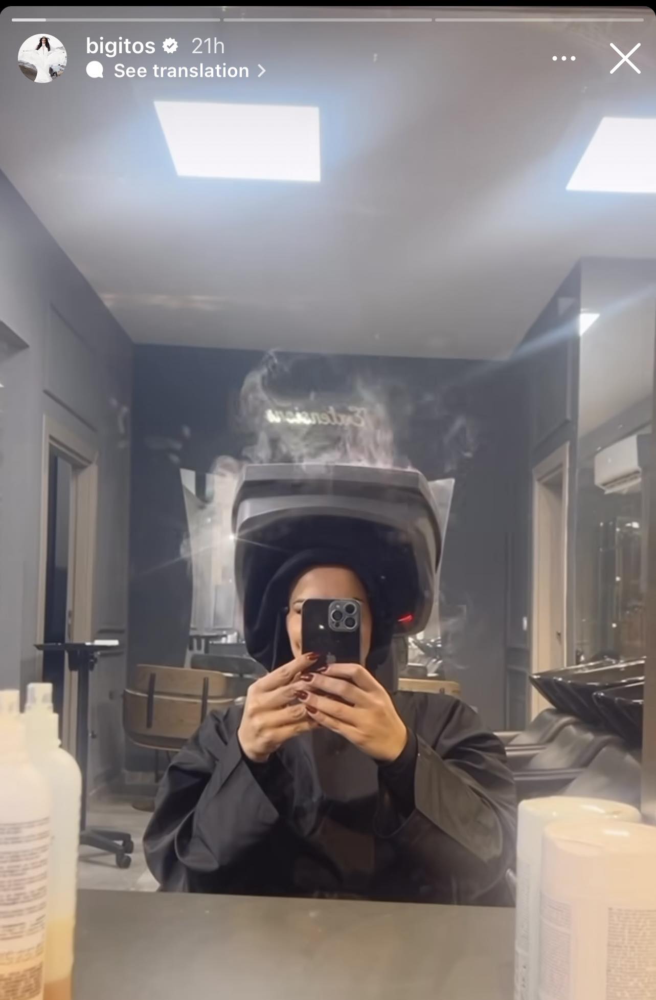 No description available.