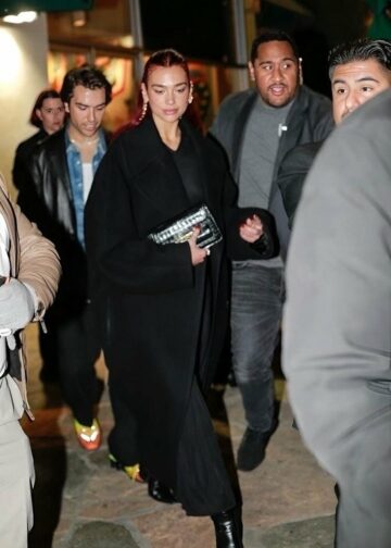 Dua Lipa në premierën e filmit “Masters of The Air” ku luan aktori britanik