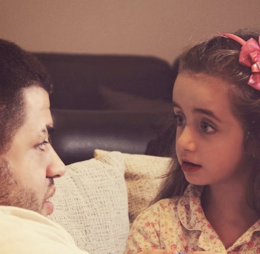 “Mbeten mes meje dhe asaj”: Noizy i kërkon ndjesë publike