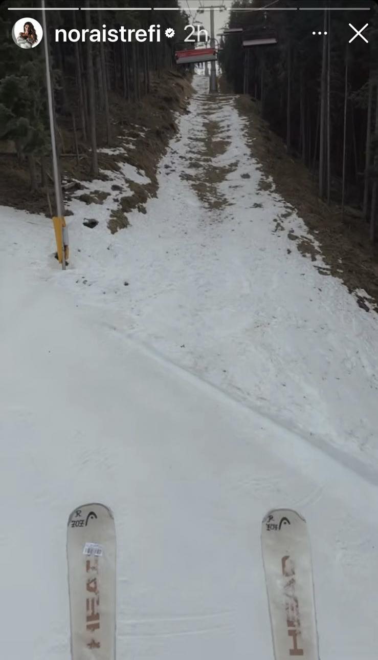 No description available.