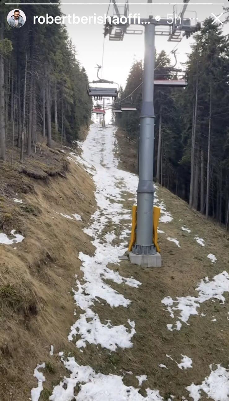 No description available.