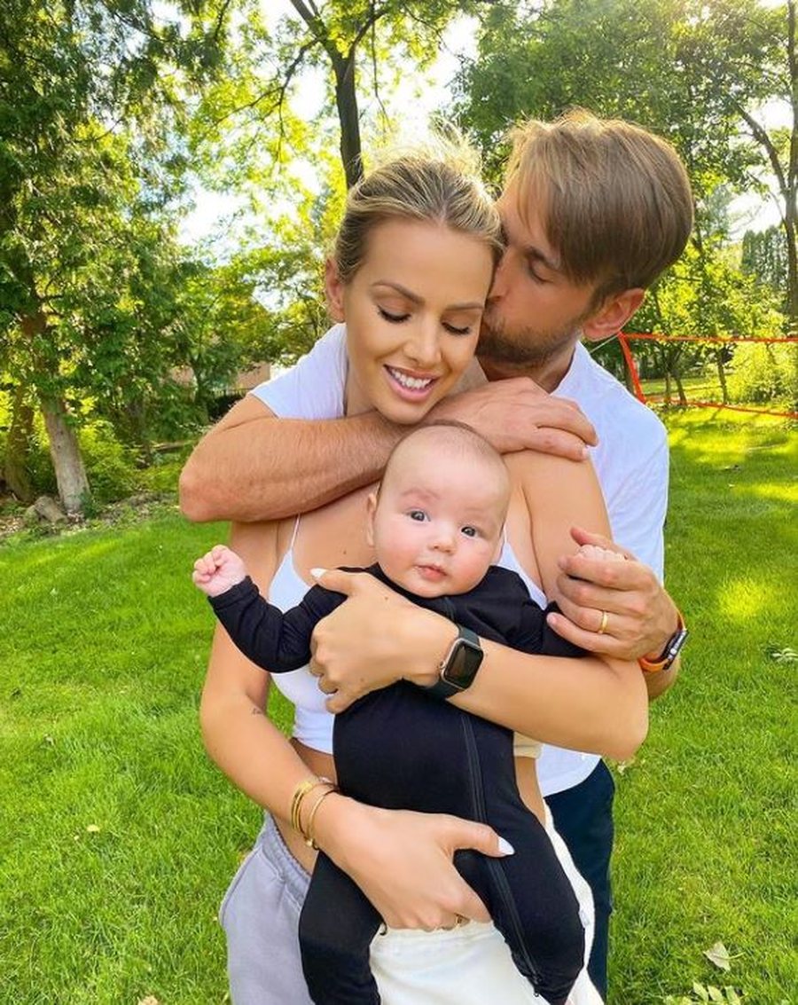 Pas 10 vitesh mungese, kjo këngëtare shqiptare po rikthehet në