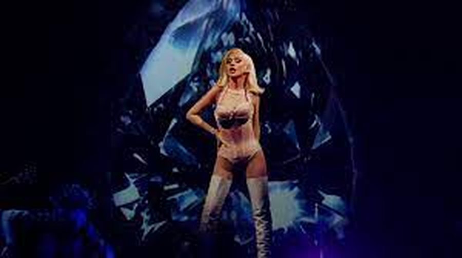 Për këtë arsye, Christina Aguilera anulon shfaqjet në Las