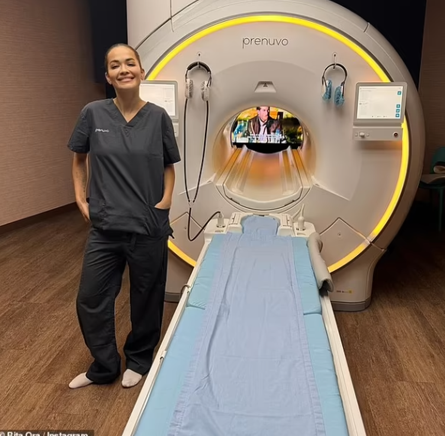 Reklamoi skanerin e kushtueshëm! Rita Ora kritikohet keq nga fansat: