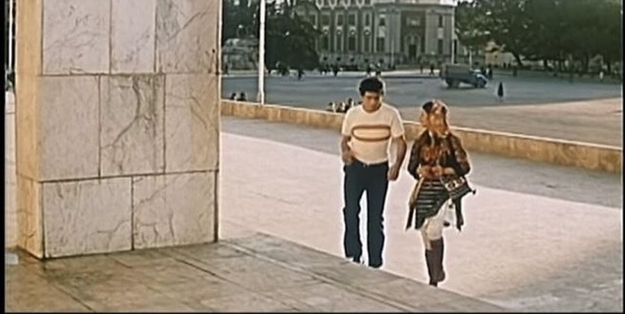 E dini që Lili Cingu ka luajtur si aktore në një film?