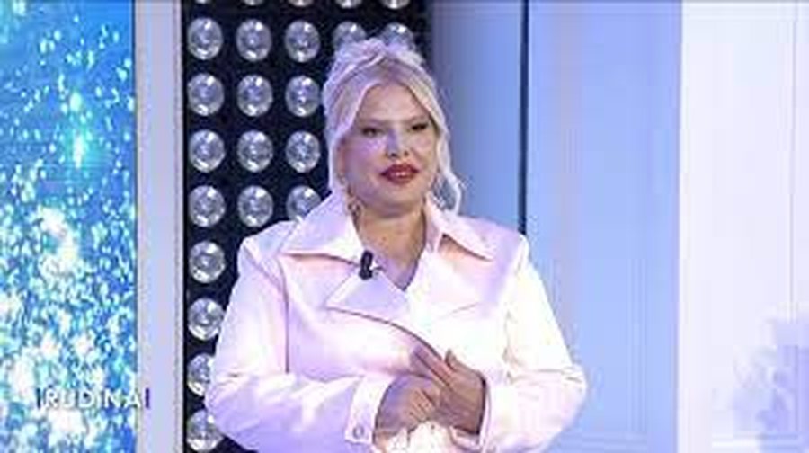 Meri Shehu  te “Rudina”: Unë jam dhe mbetem një Barbie....
