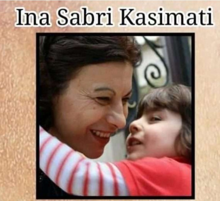 Zysh Ina me djalin e saj