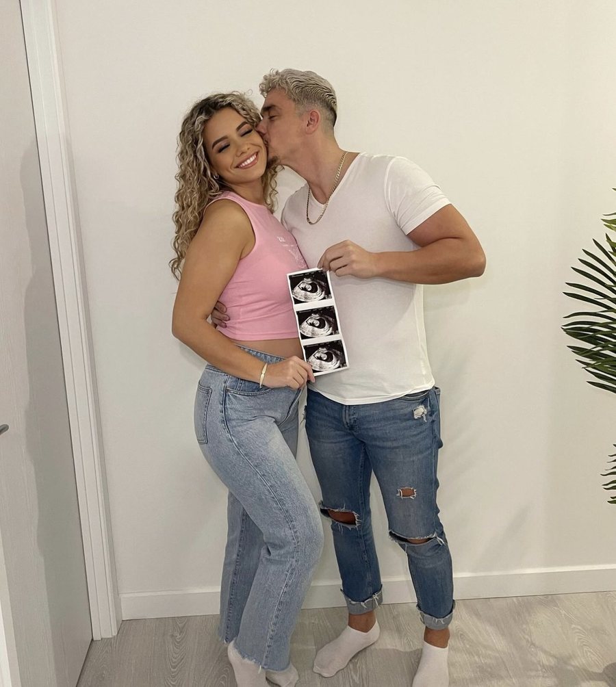 Triumfon vërtet dashuria! Çifti fitues i “Love Island