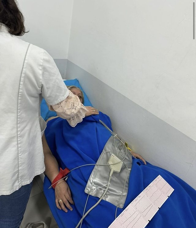 Bardhi shfaqet pranë nënës në spital: Ju kërkoj falje