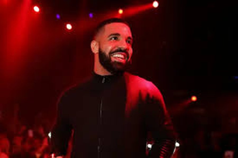 Drake i dhuron fanses shtatzënë 25 mijë dollarë!