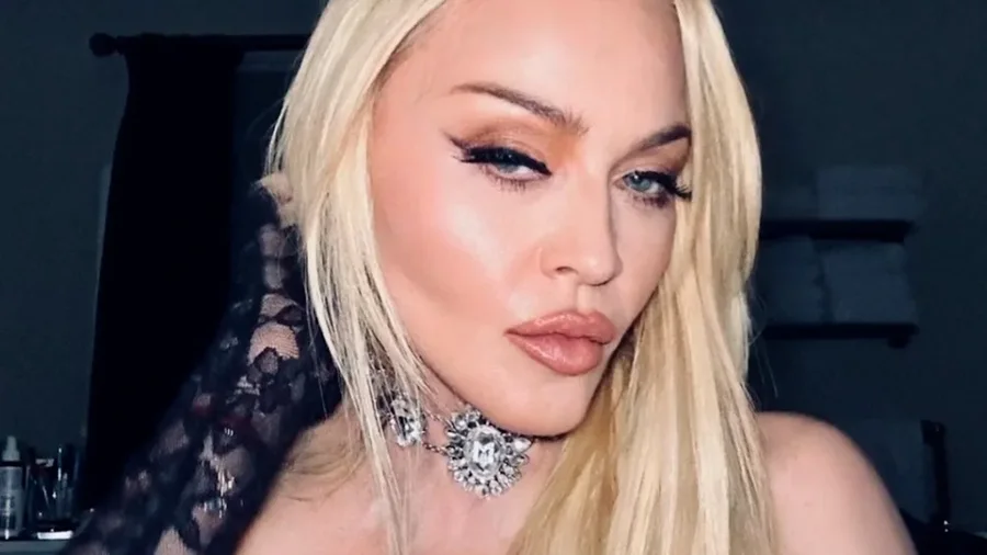 Madonna zbulon fjalën e parë që tha pasi doli nga koma!