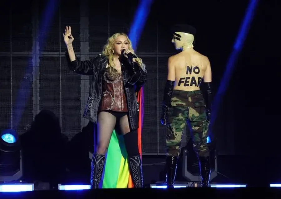 Madonna zbulon fjalën e parë që tha pasi doli nga koma!