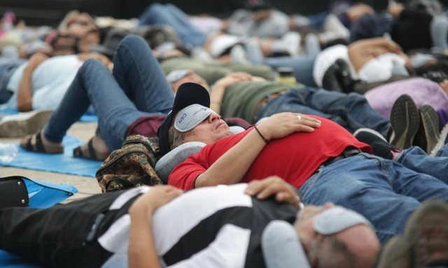 Meksikanët e festuan Ditën Botërore të Gjumit duke fjetur