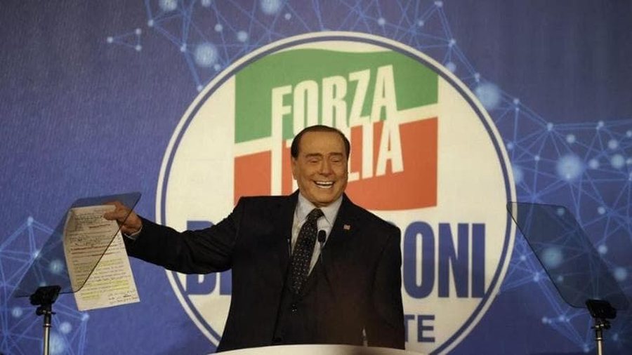 Publikohet letra që Silvio Berlusconi shkroi dy ditë para vdekjes!