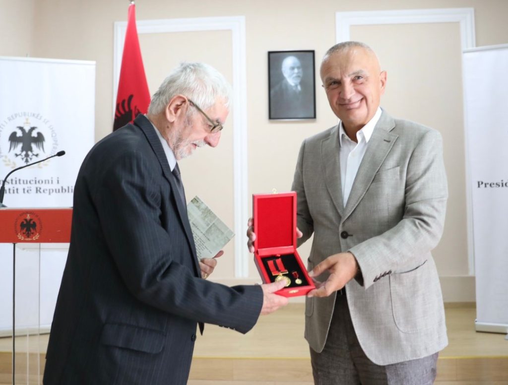 Merdani teksa u nderua nga Ilir Meta ne 2021 (Presidnet aso kohe)