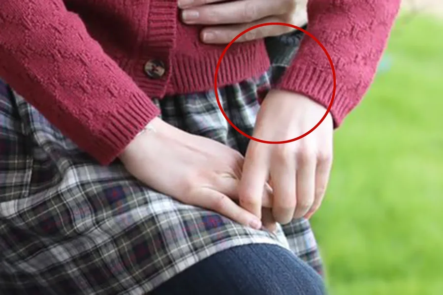 U shfaq me fëmijët e qeshur pas operacionit, fotoja e Kate Middleton e