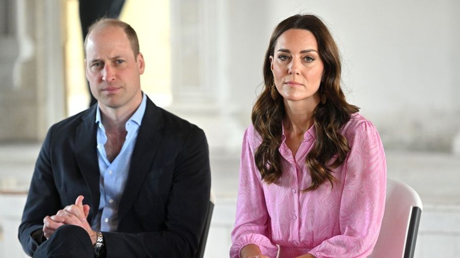 13 vite martesë, Kate dhe Princi William zbulojnë foton e papublikuar