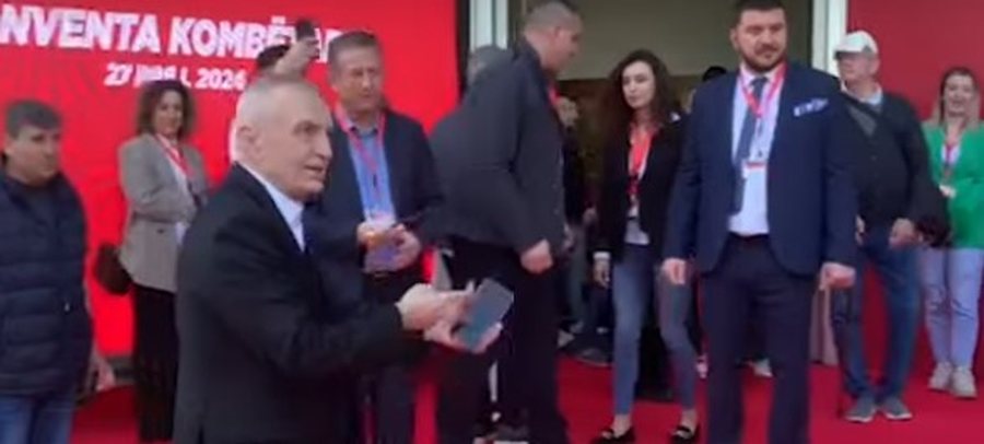 "Ore e ke parë gabimin ti", Meta kritikon organizatorët: O