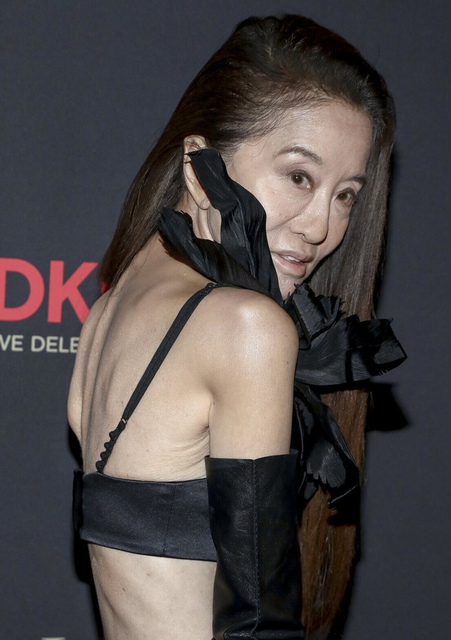 74-vjeçe, Vera Wang shokon me fotot e reja: Si i hoqi nga pamja 50 vjet?!