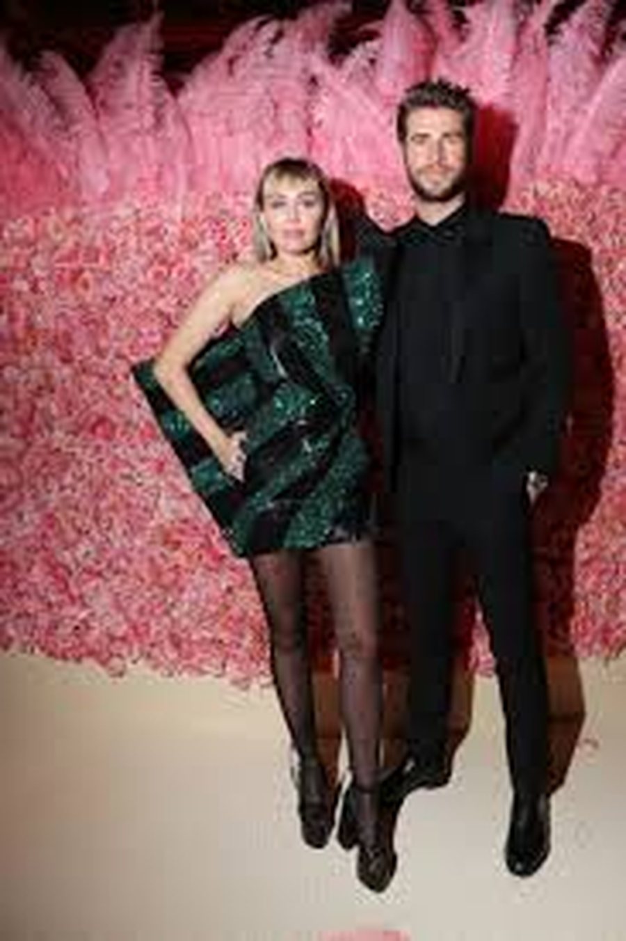 "Ende shumë e lënduar"; Miley Cyrus s’e ka harruar