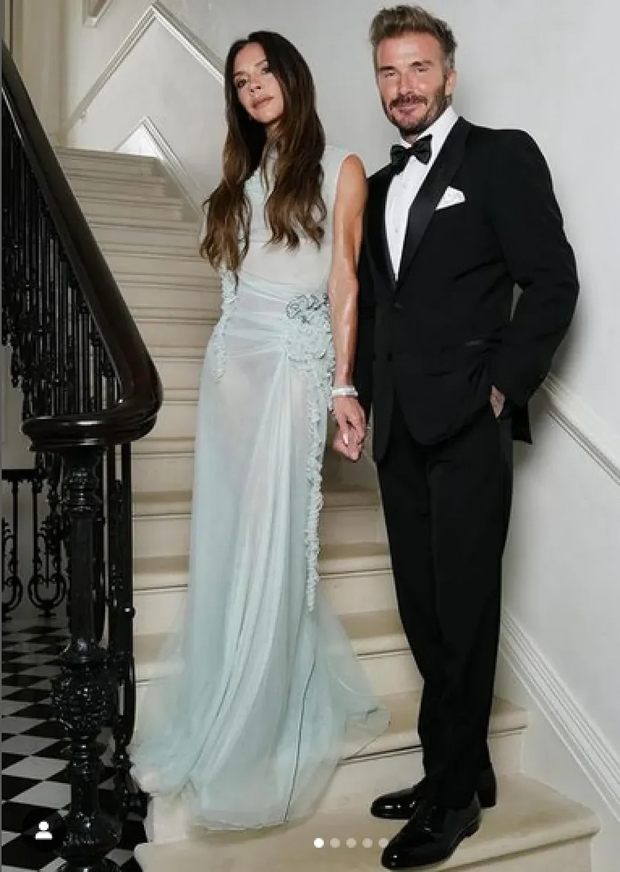 Një libër për Beckhams; një histori parash, seksi,