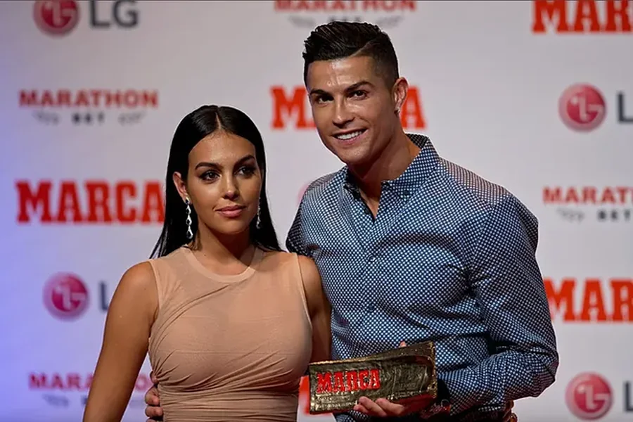 Cristiano Ronaldo dhe Georgina Rodriguez qenkan martuar në fshehtësi?