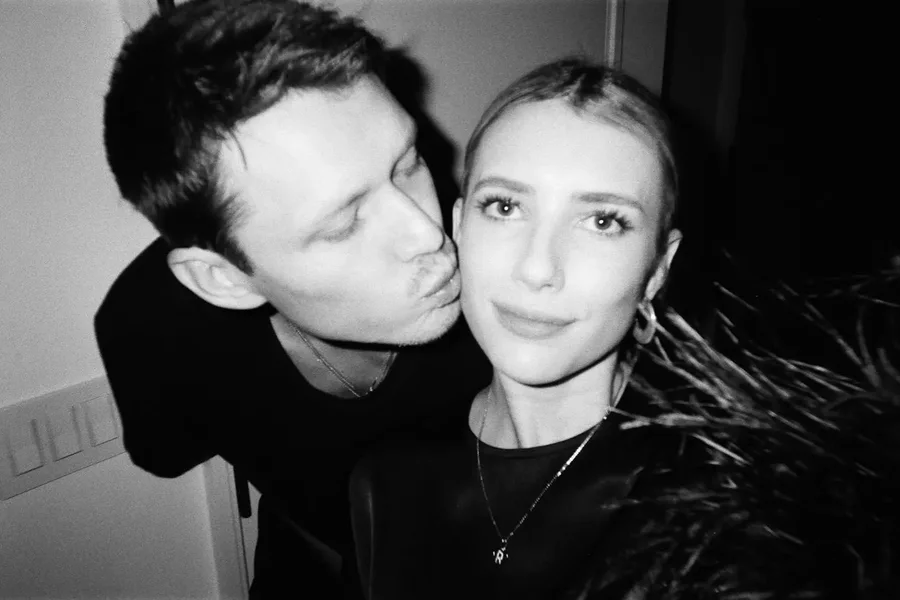Emma Roberts është fejuar me Cody John!