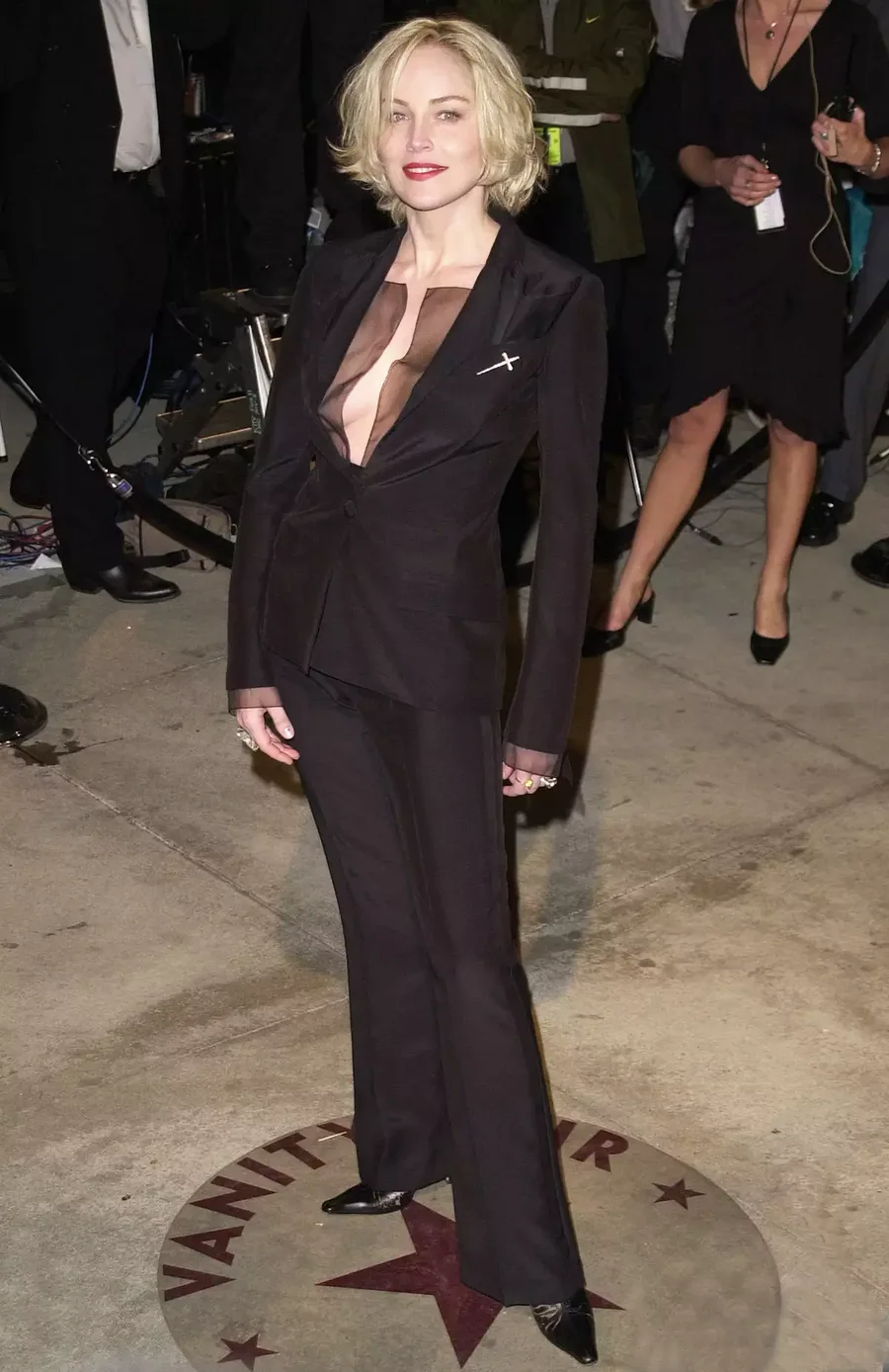 “Humba 18 milionë dollarë kursime dhe..”, Sharon Stone