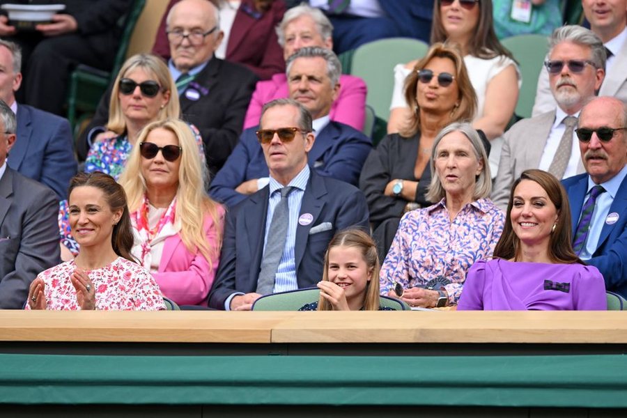 Në një dalje të rrallë; Kate Middleton shkëlqen me