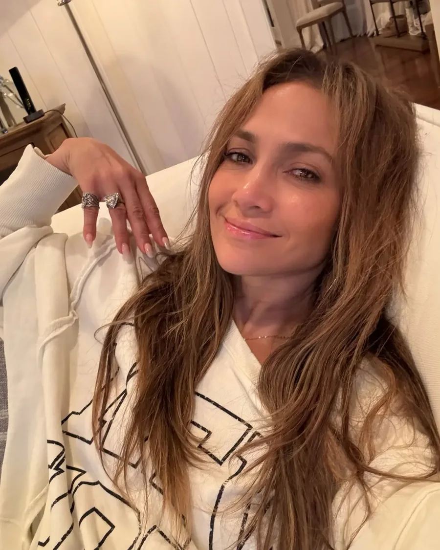 Në mes krizës martesore; Jennifer Lopez po shijon verën pa Ben