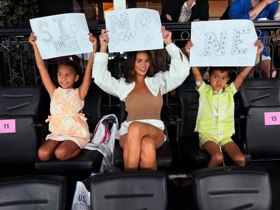 Supermodelja Chrissy Teigen zbulon se djali i saj vuan nga diabeti!