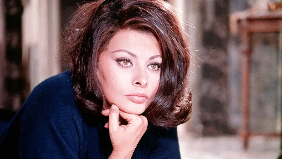 Përgjithmonë Sophia Loren: plot 90 vjeçe!