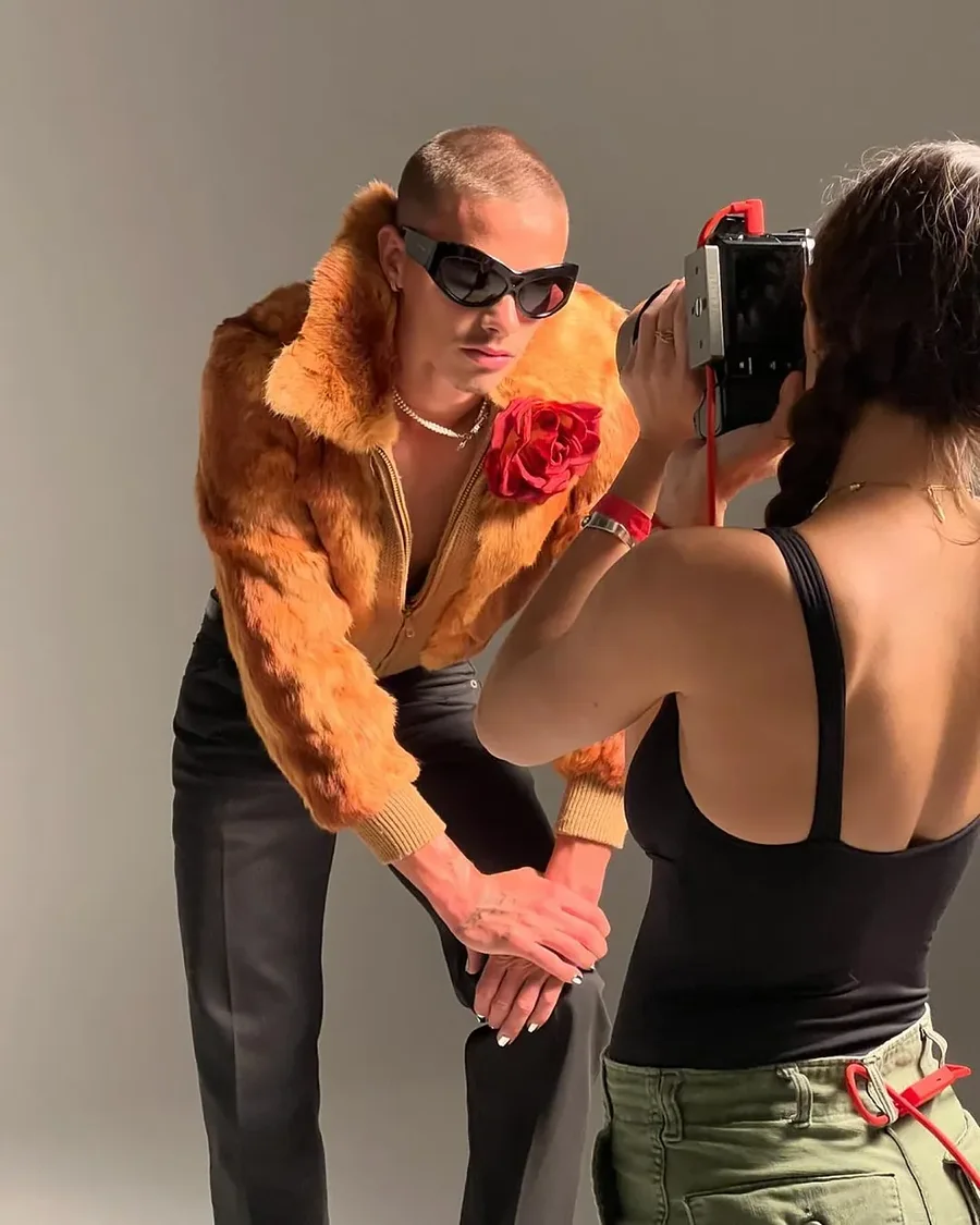 Romeo Beckham bën lëvizjen drastike në karrierë!