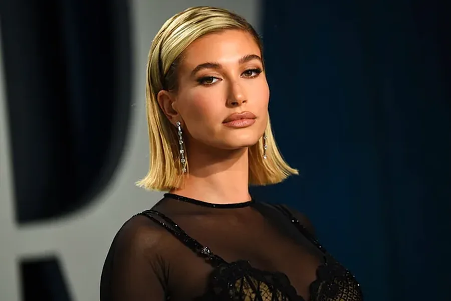 Vlera neto e Hailey Bieber: Burimet e ardhurave të gruas së Justin