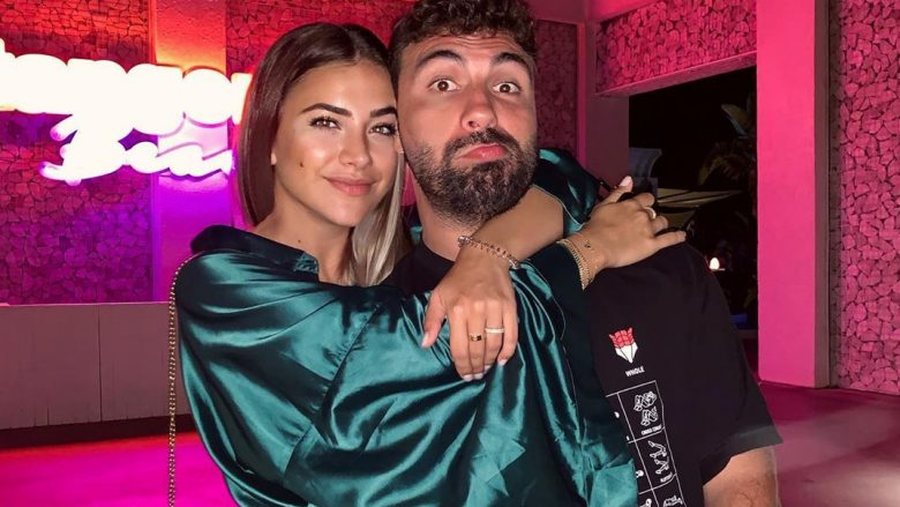Jo vetëm e konfirmoi; por Sara Hoxha zbulon edhe arsyen e ndarjes nga
