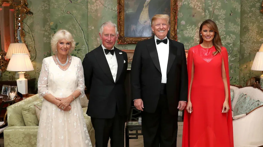Melania Trump shkëmben letra me një anëtar të familjes