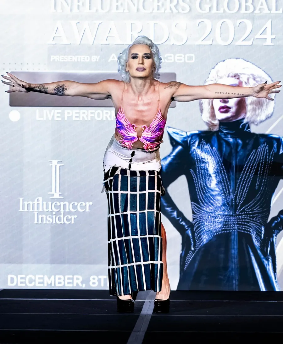 Modeli Elton Ilirjani në “Miami Art Week”!