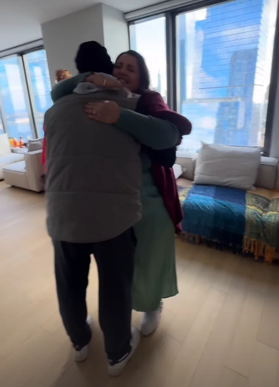 “O shpirt i mamit, o dielli im”; Parashqevi Simaku më në