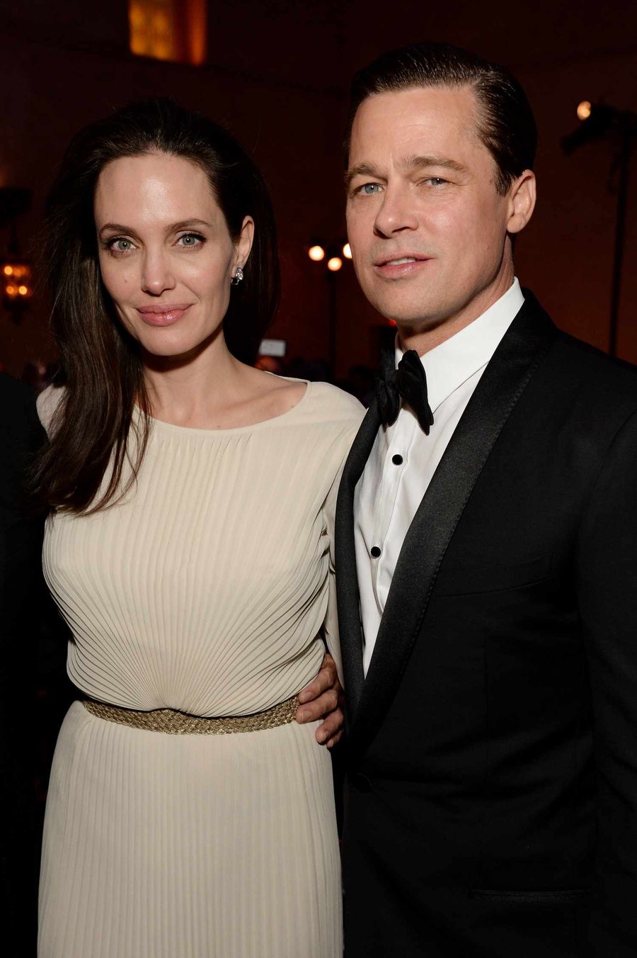 Tetë vite "luftë": Angelina Jolie dhe Brad Pitt arrijnë
