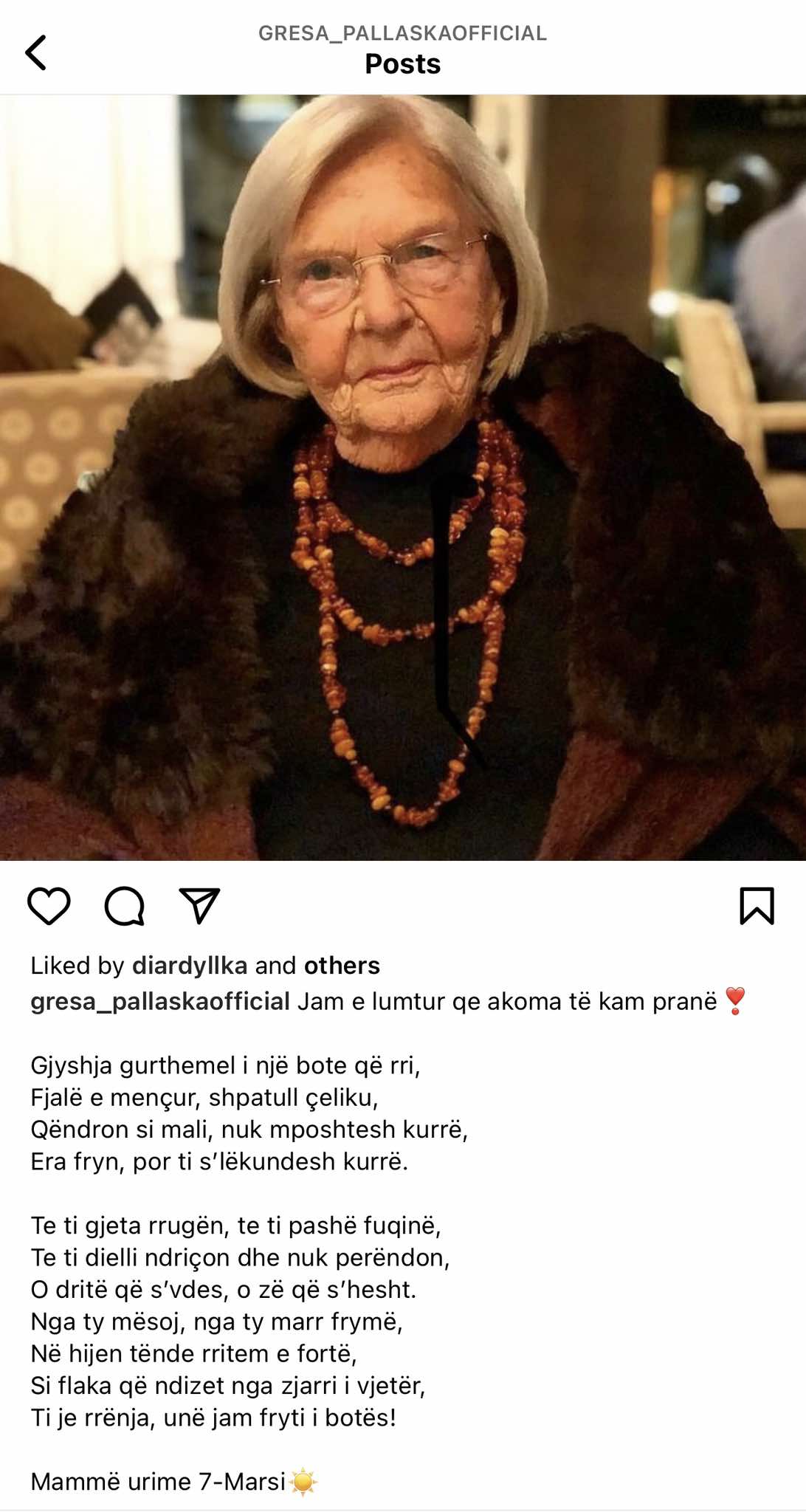 No description available.