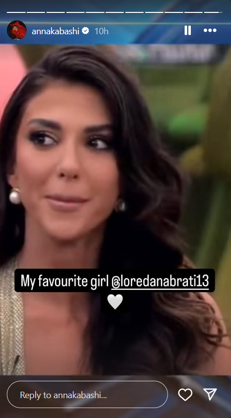 No description available.