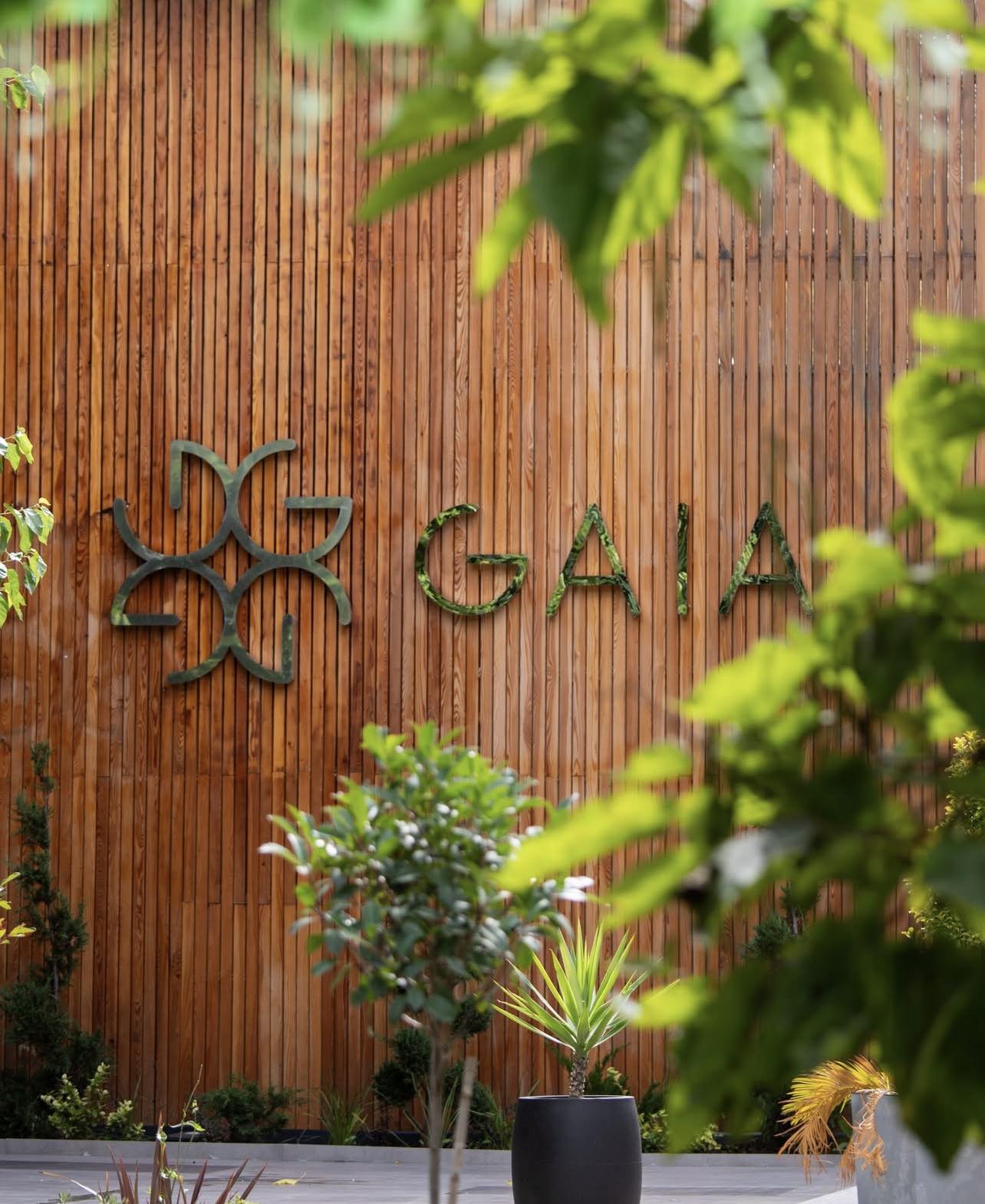 No description available.