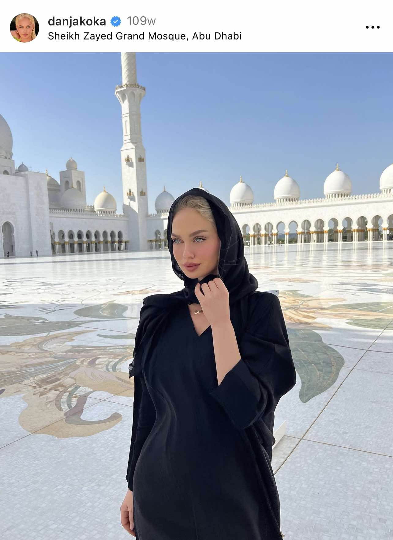 No description available.