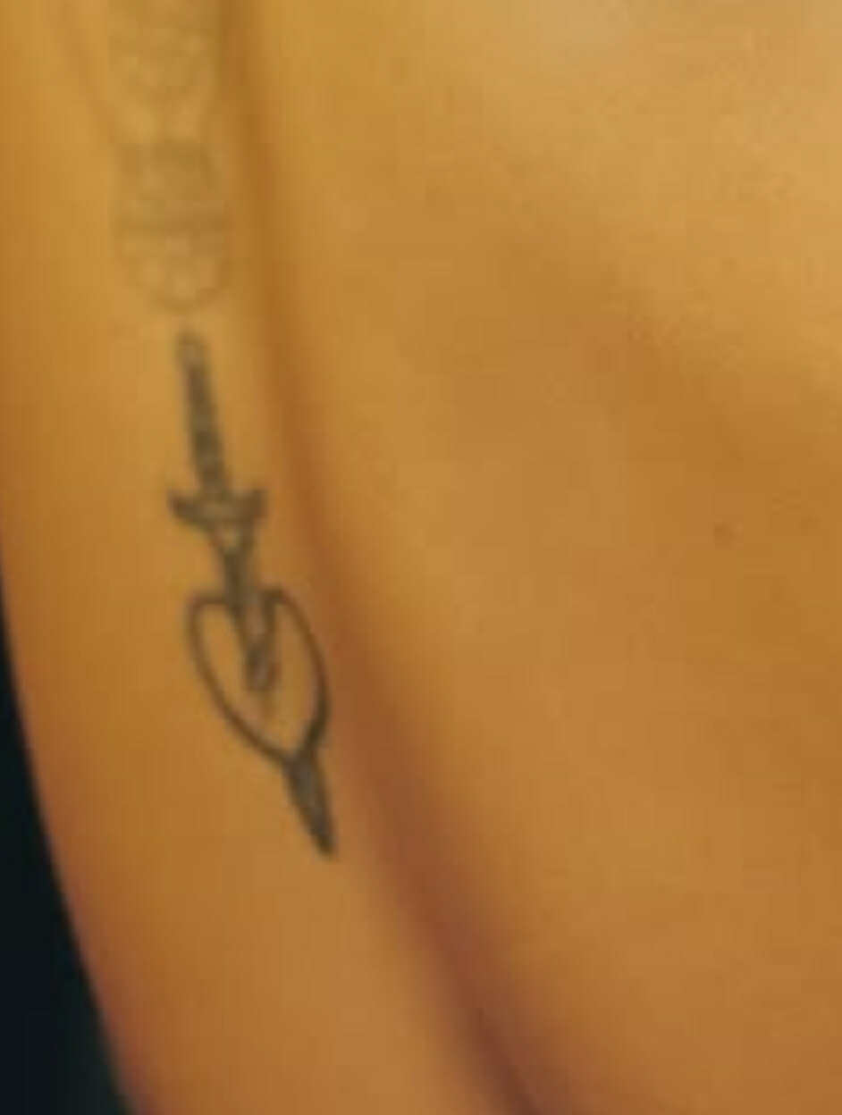 No description available.