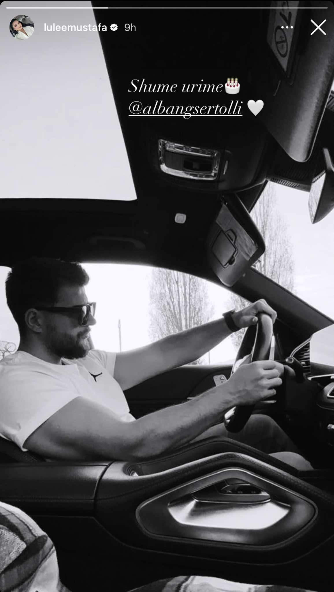 No description available.